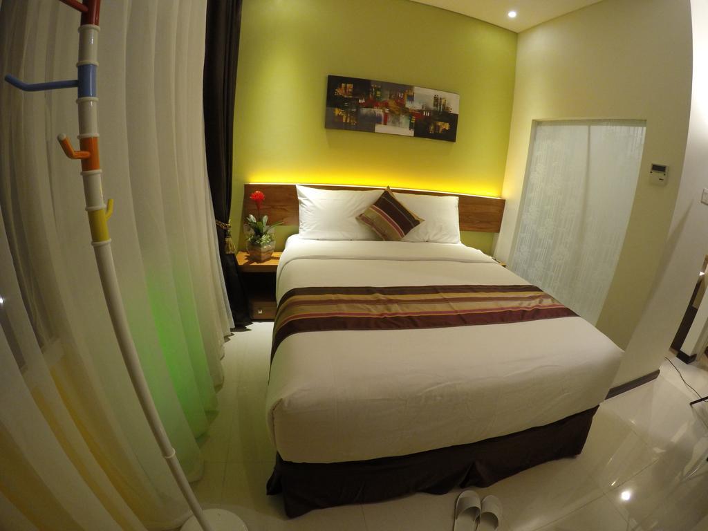Biz Boulevard Hotel Manado Kültér fotó